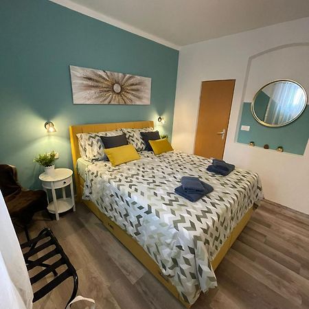 Apartment Eli Pula Ngoại thất bức ảnh
