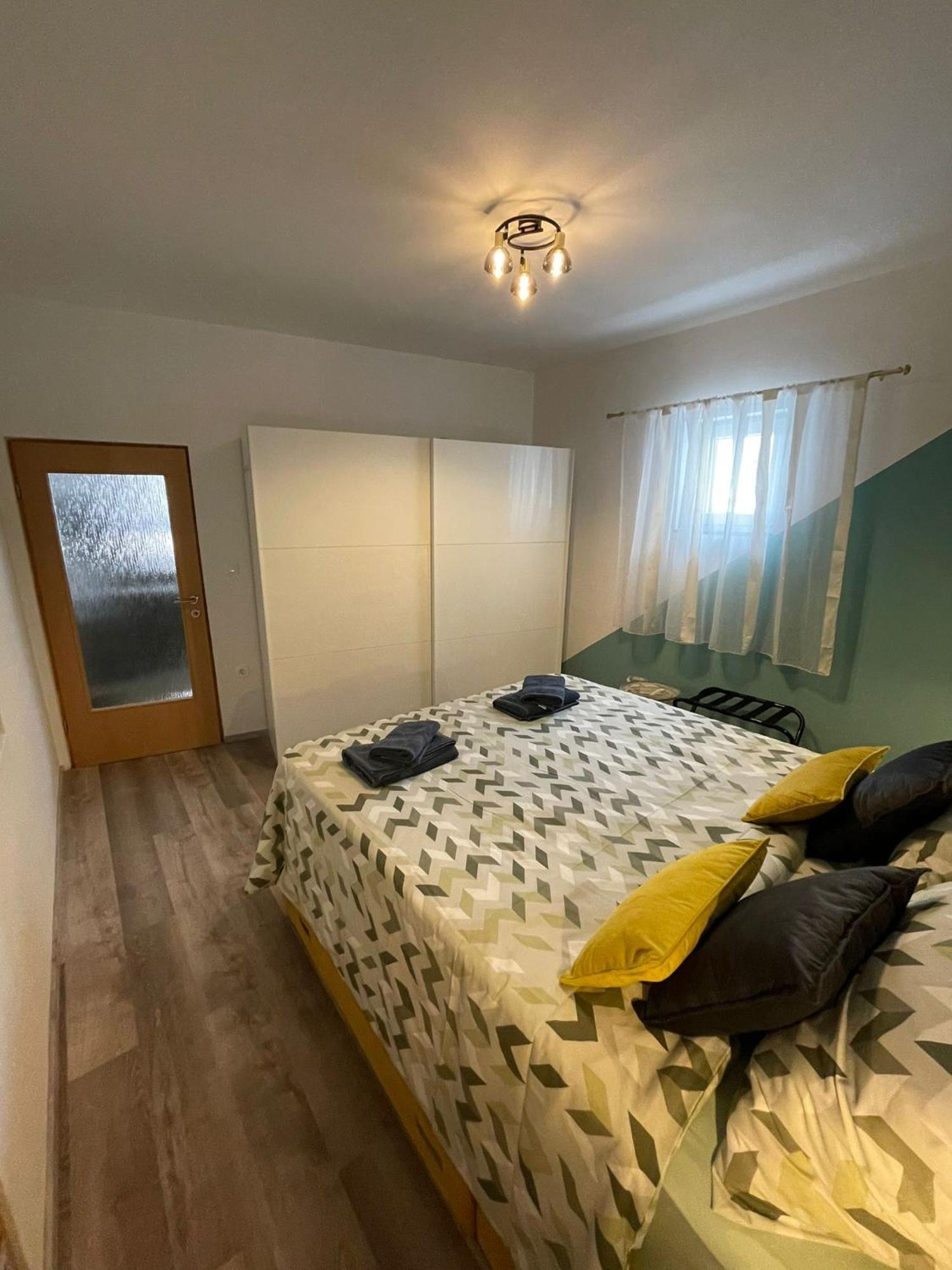 Apartment Eli Pula Ngoại thất bức ảnh
