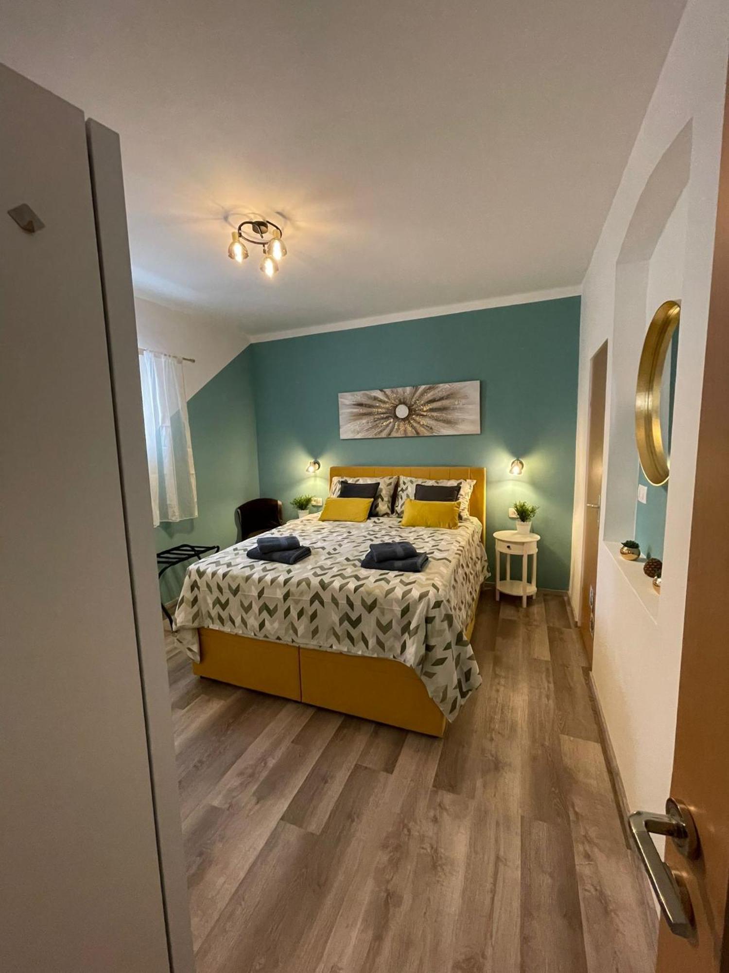 Apartment Eli Pula Ngoại thất bức ảnh